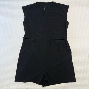 Athleta Women’s Sleeveless One Piece Romper Black Size S